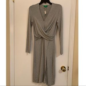 🚨LAST CHANCE🚨Grey Midi Wrap Dress